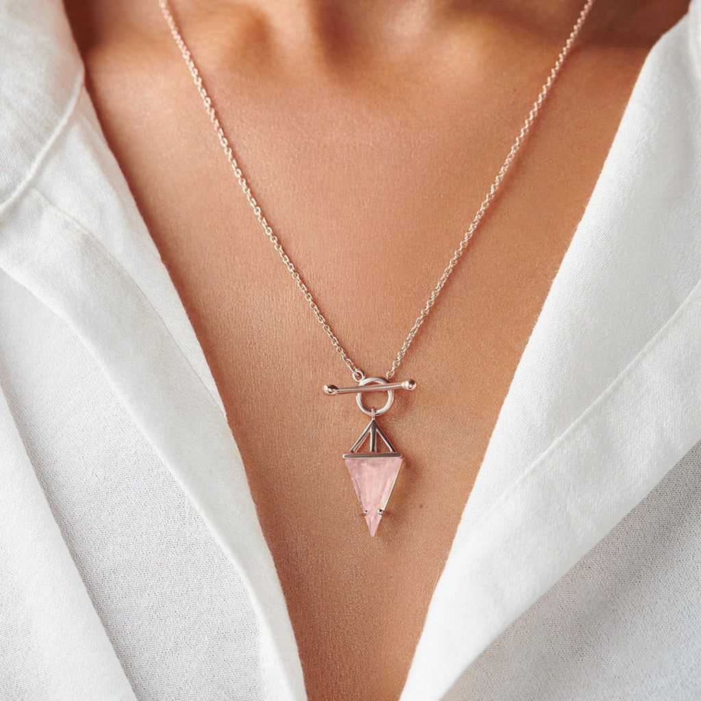 Heroine T Lock Rose Quartz Necklace