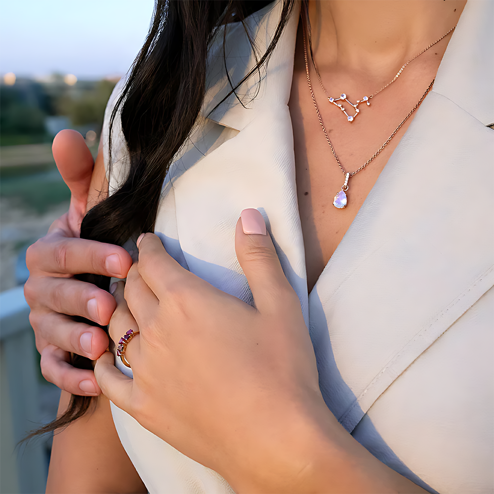 Moonstone Necklace Sway - June Birthstone