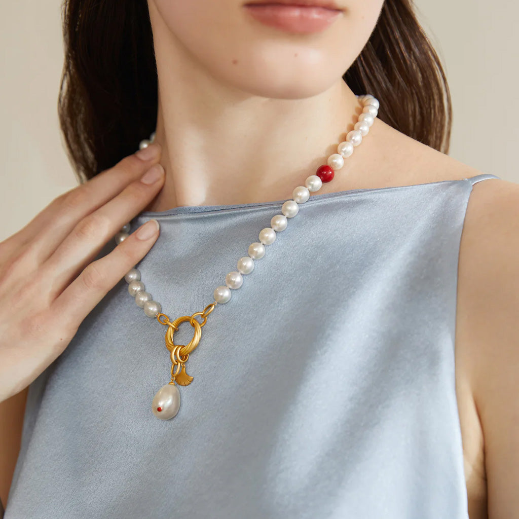 Ginkgo Elegance Pearl Necklace